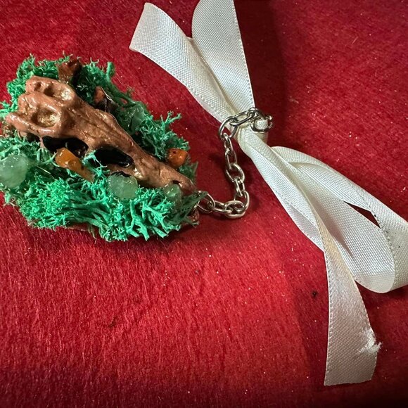 Mini Dinosaur Bust Ornaments - Picture 3 of 8